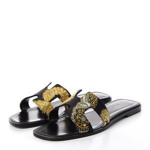 [SOLD] Hermes Oran Sandals - Sous L'Egide De Mars Printed Silk